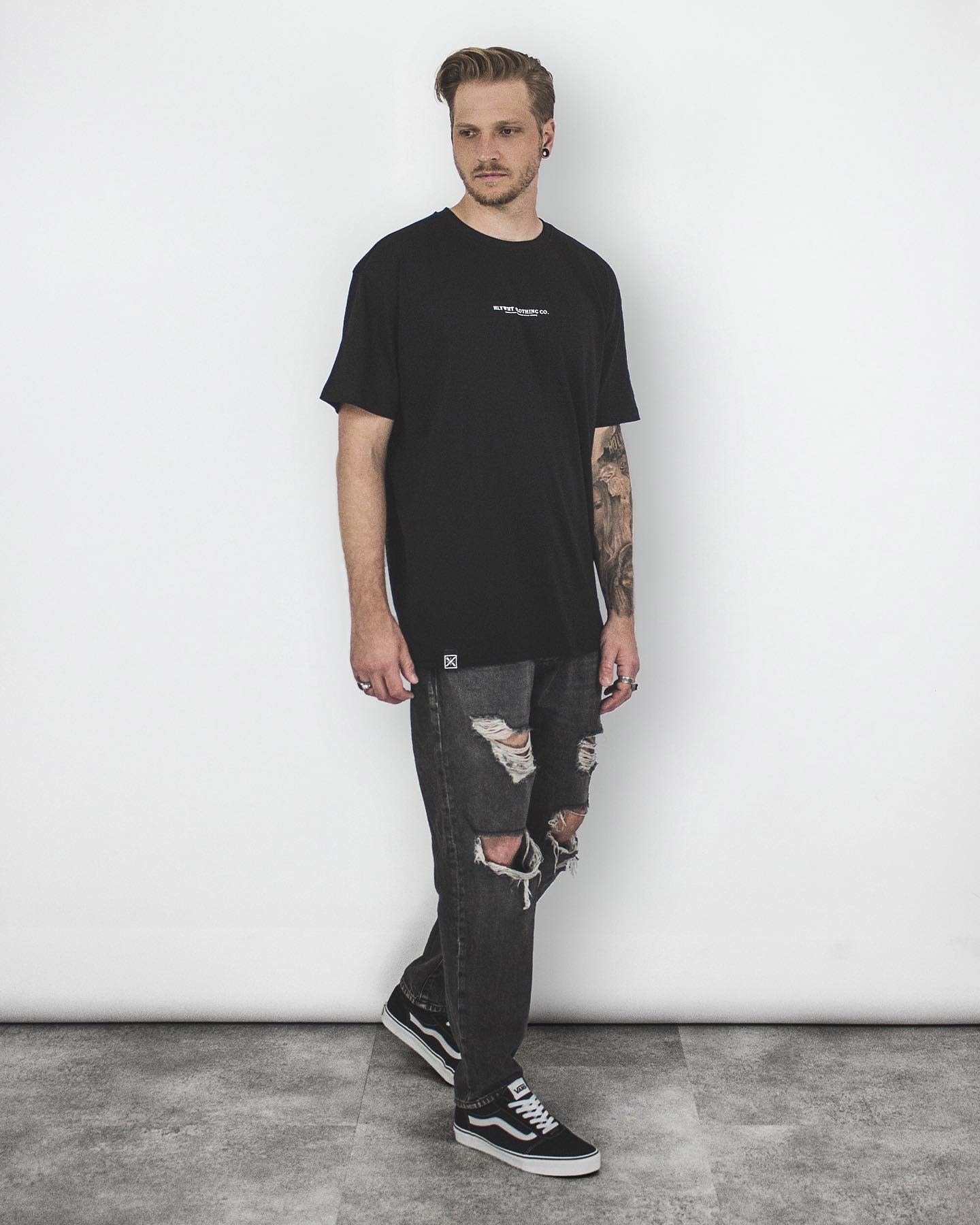 Vans with Jeans Outfits -holywhatclothingco Vans with Jeans Outfits -holywhatclothingco
